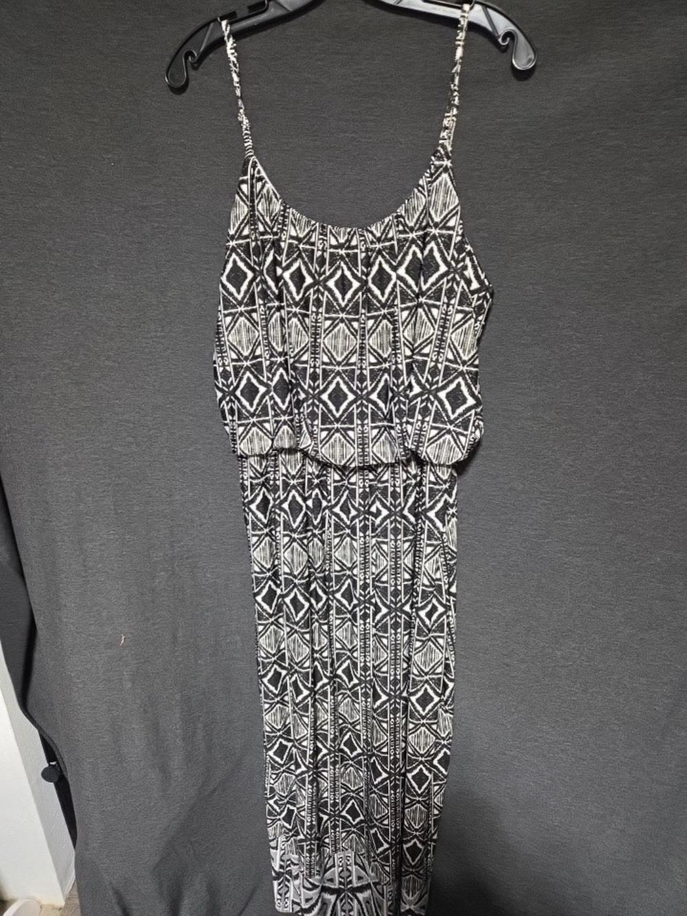 Magic Black & White Geometric Spaghetti-Strap Maxi Dress